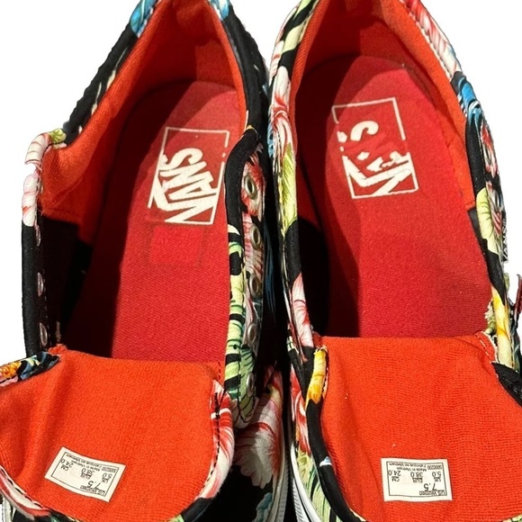 Vans Floral Slip-On Sneakers - Picture 7 of 8